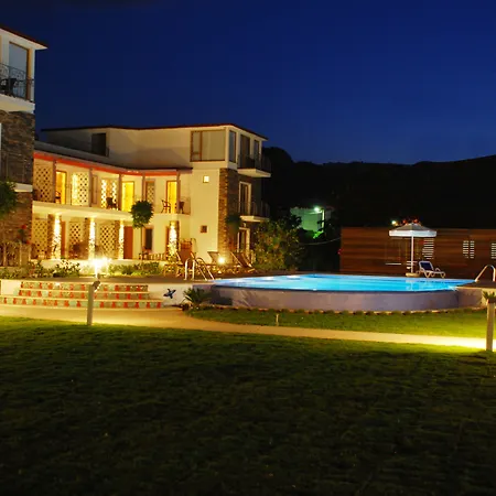 Отель Cennet Park