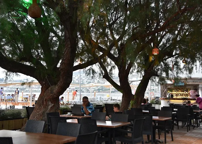 Hotel Cennet Park 3*